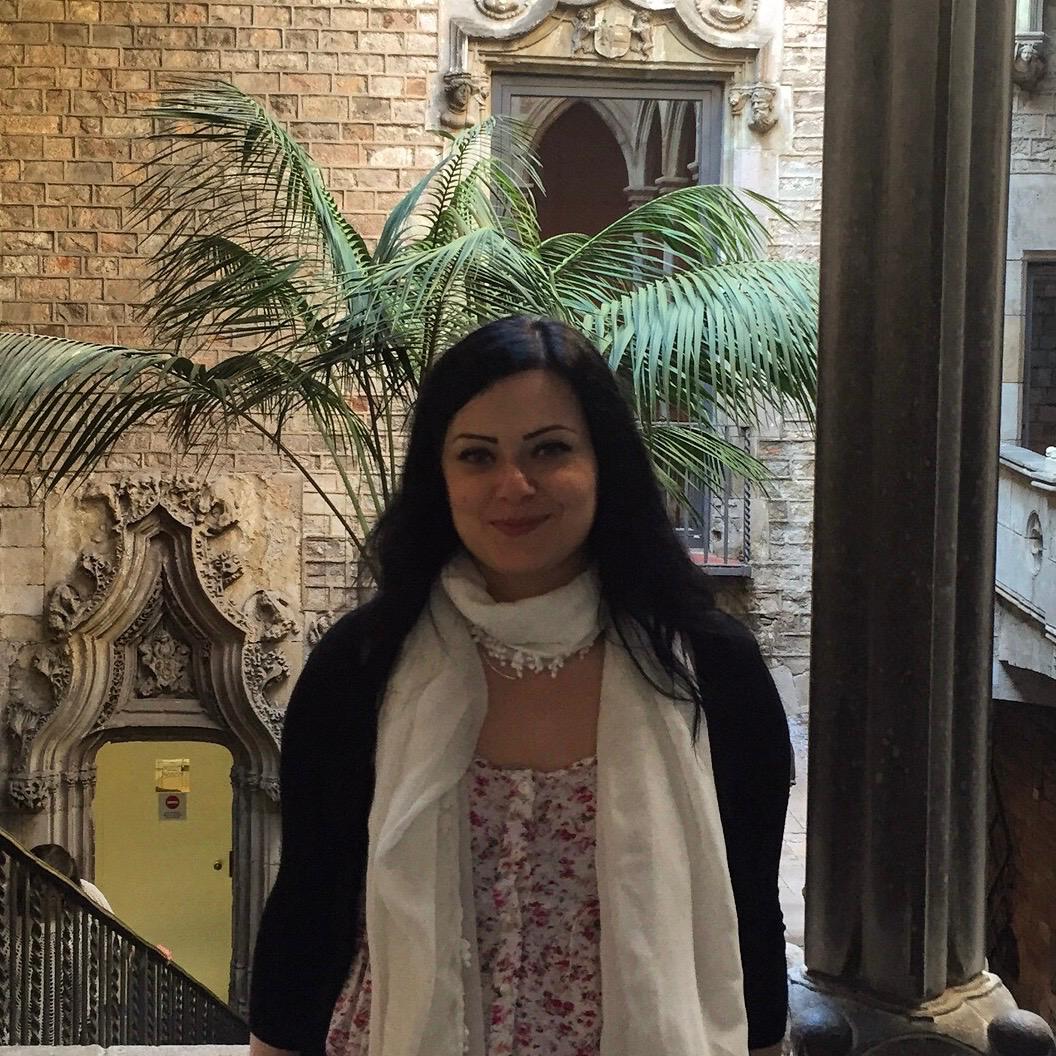 ÖZGE AKYA YEŞİLYURT